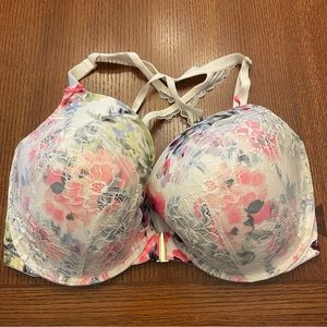 42G Front Close Cacique Bra